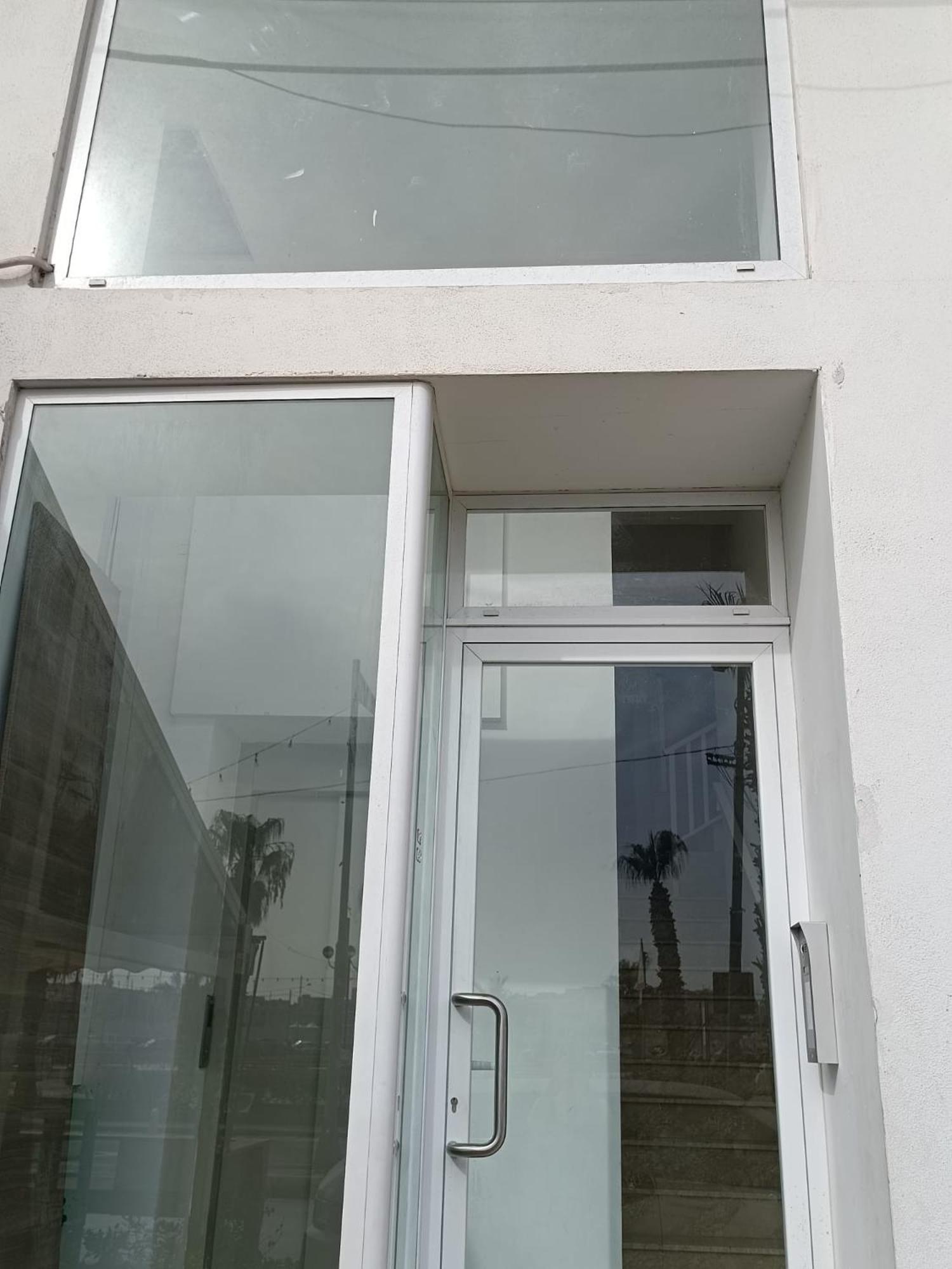 Seafront Beautifully Furnished 2 Bedrooms Gogzr-3 Gzira Dış mekan fotoğraf
